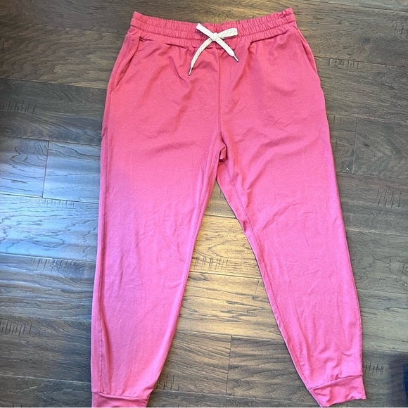 Vuori Pants - Womens Vuori Desert Rose Heather Performance Joggers Size Medium